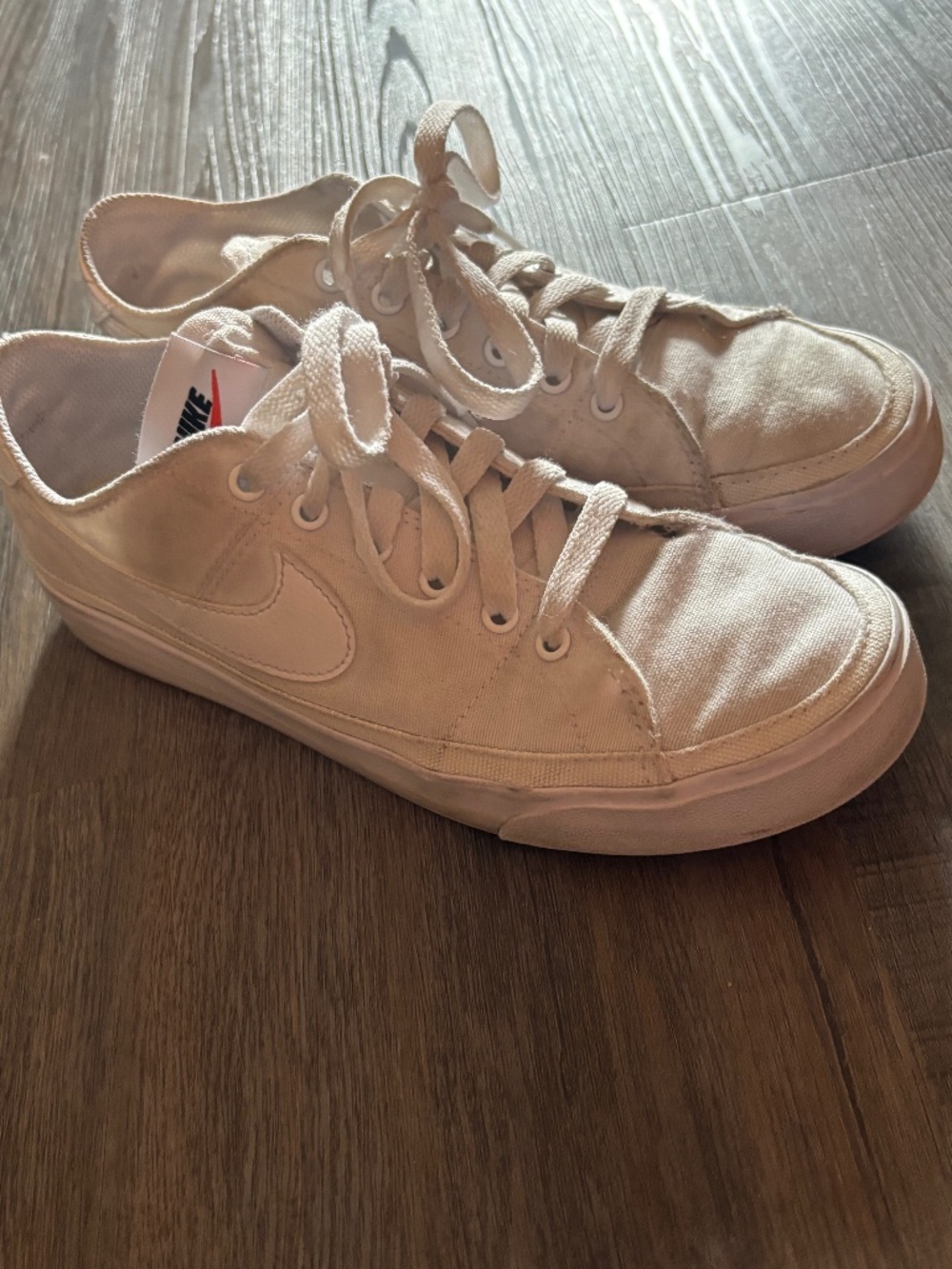 Canvas Nike Sneakers - dirty